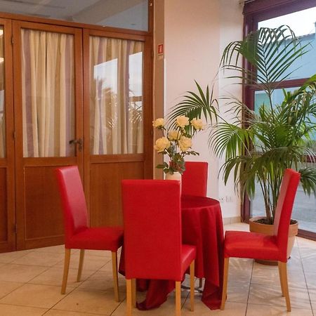 Hotel Spiaggia Villa Paola Bellaria-Igea Marina Eksteriør bilde