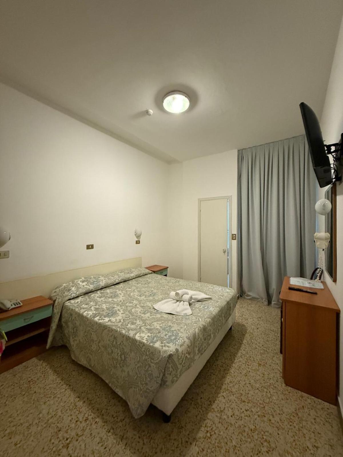 Hotel Spiaggia Villa Paola Bellaria-Igea Marina Eksteriør bilde
